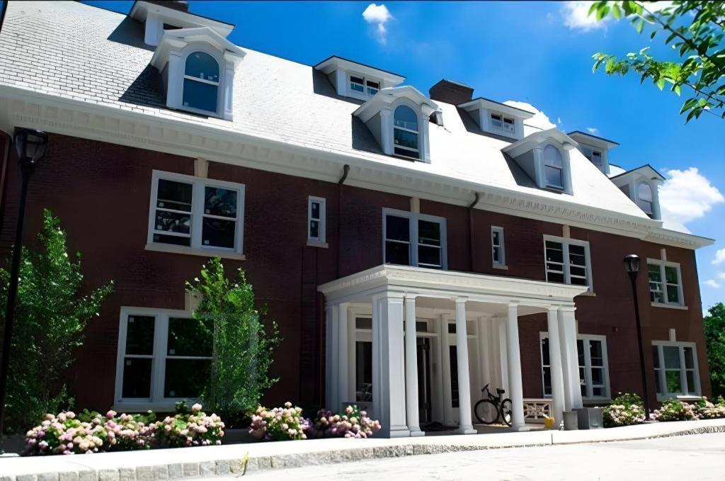 The George Montclair Exterior foto